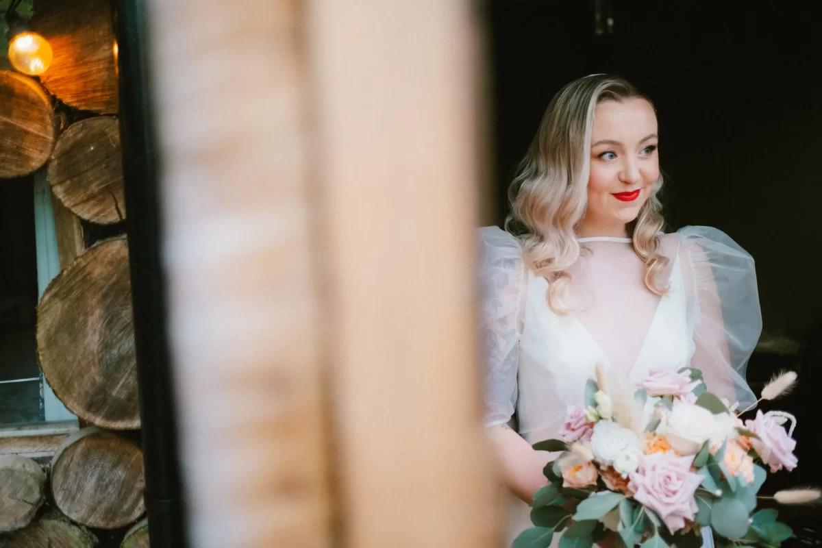 bride waiting ready for ceremony at the dreys in kent