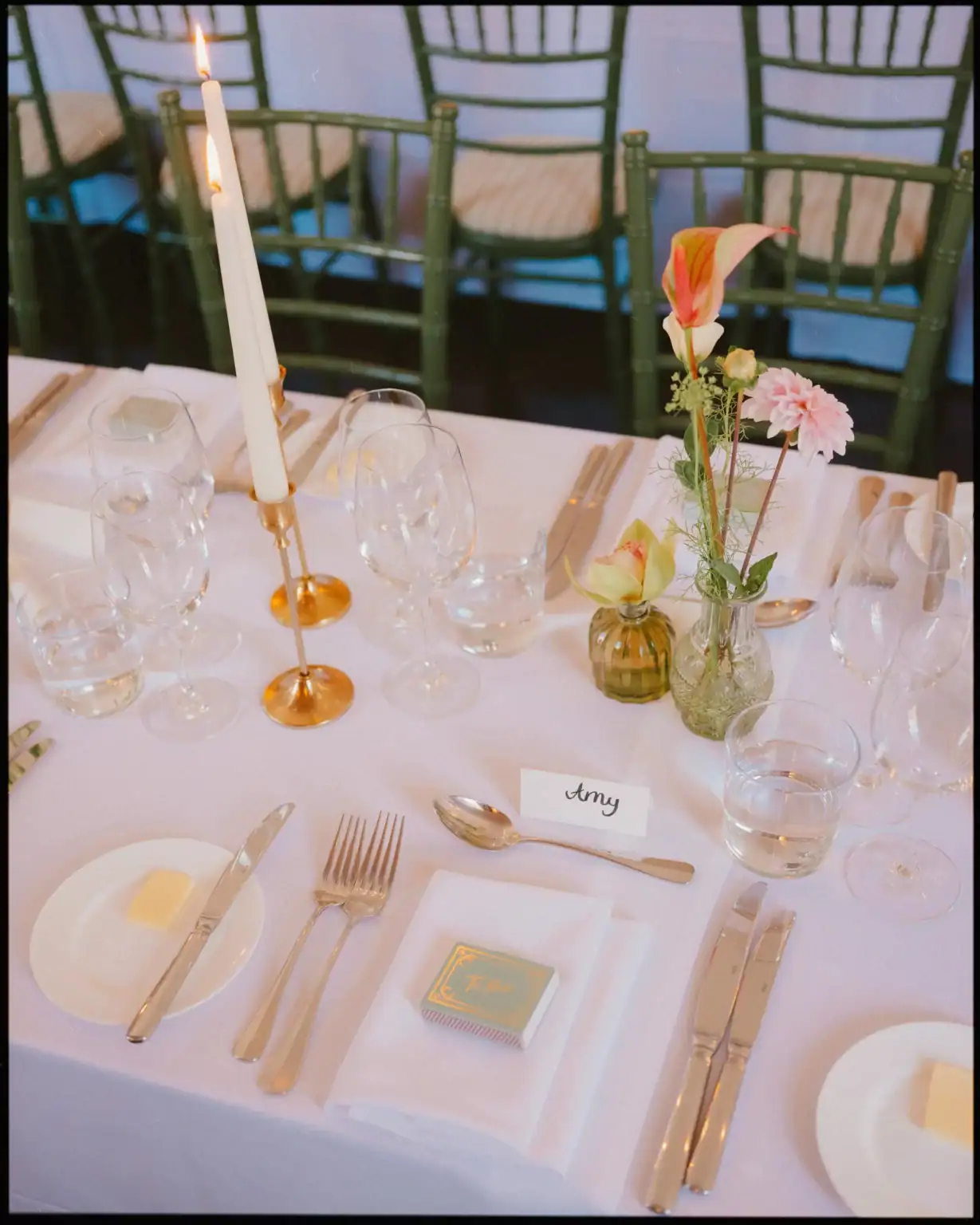 bride table setting at the george in rye