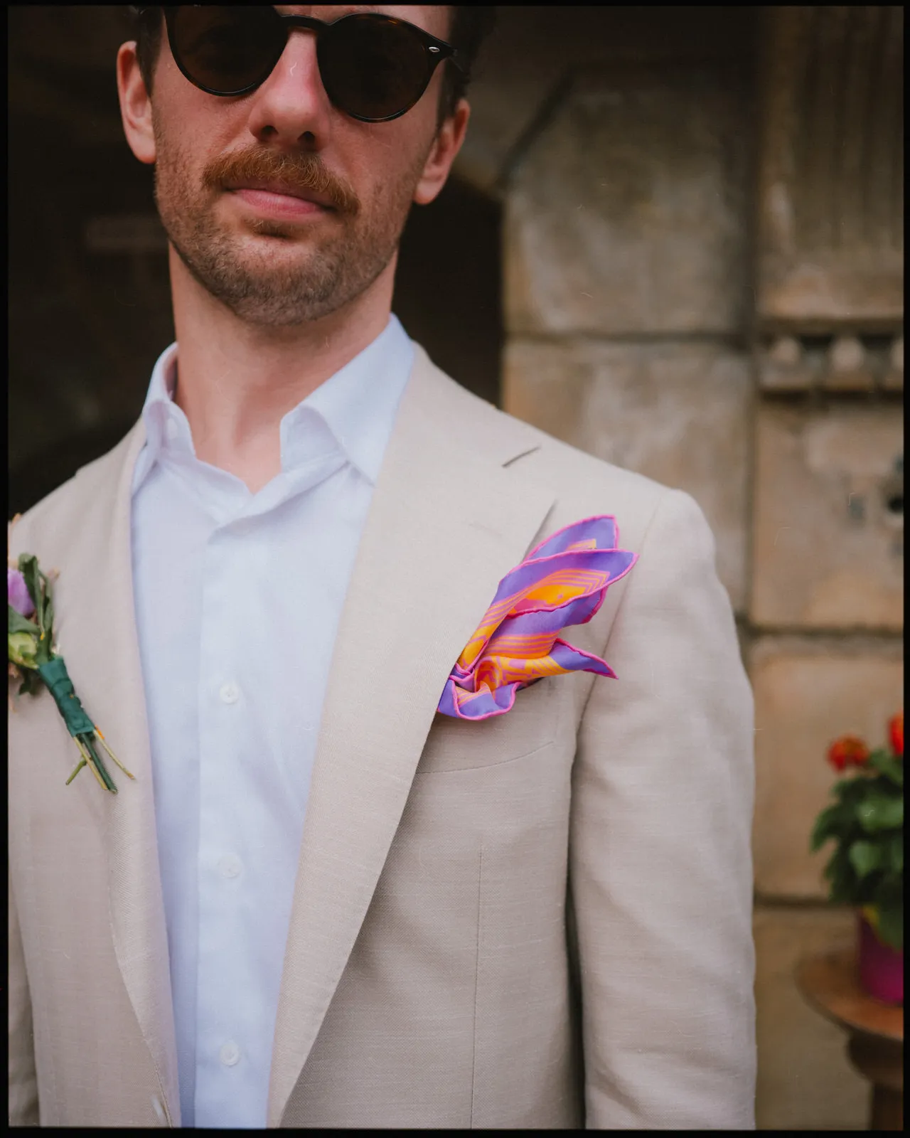 guys cliffe house wedding photographer warwickshire - groom portrait colourful pocket square